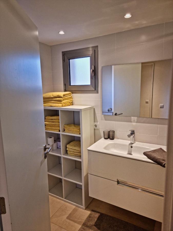 Cozy Apartment With A Fantastic Sea View 칼라 미요르 외부 사진