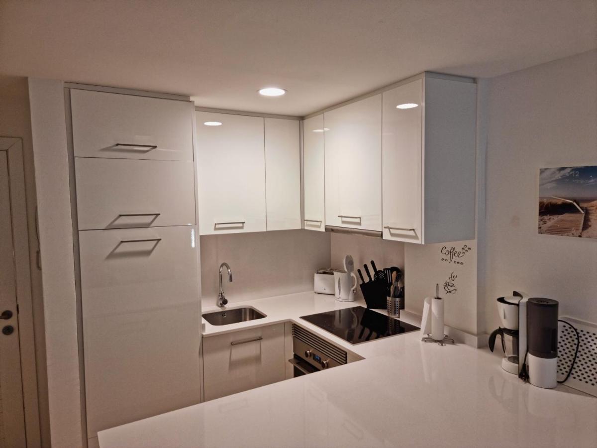 Cozy Apartment With A Fantastic Sea View 칼라 미요르 외부 사진